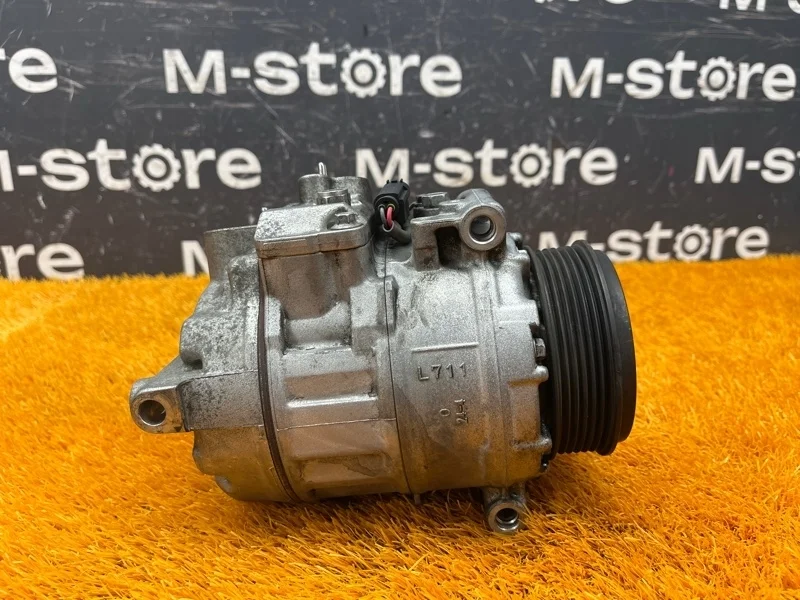 Компрессор кондиционера Mercedes-Benz S-Class 2008 A0022301211 W221 273.961