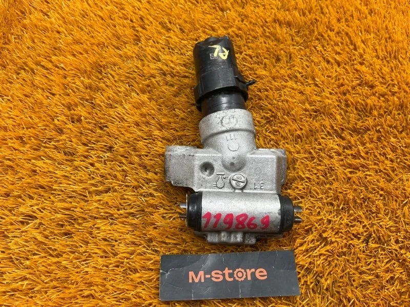 Моторчик стояночного тормоза Volkswagen Touareg 2012 7P0609723B 7P CGR, задний левый