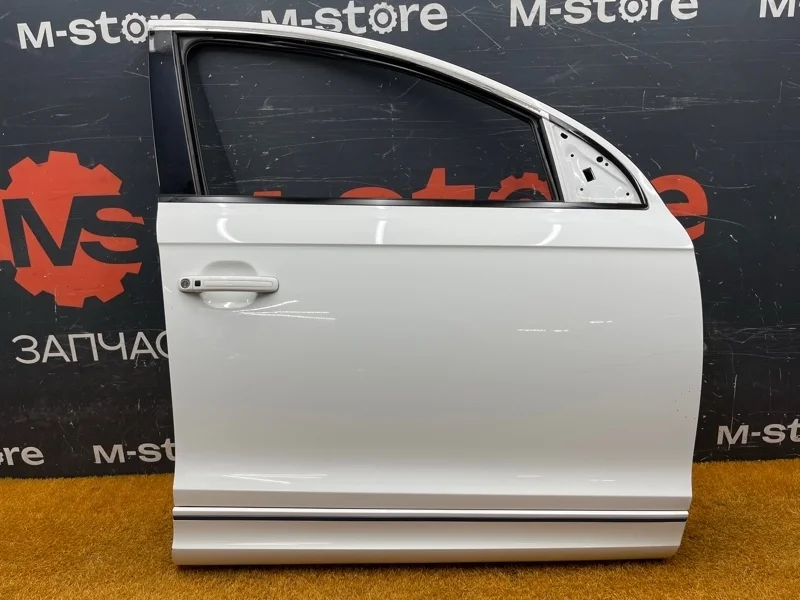 Дверь Audi Q7 2011 4L0831052A 4L CJTC, передняя правая
