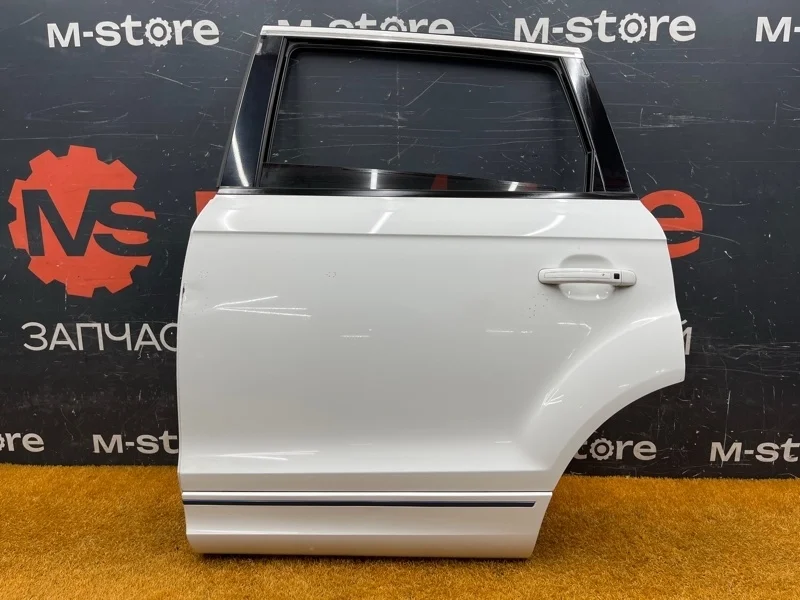 Дверь Audi Q7 2011 4L0833051 4L CJTC, задняя левая