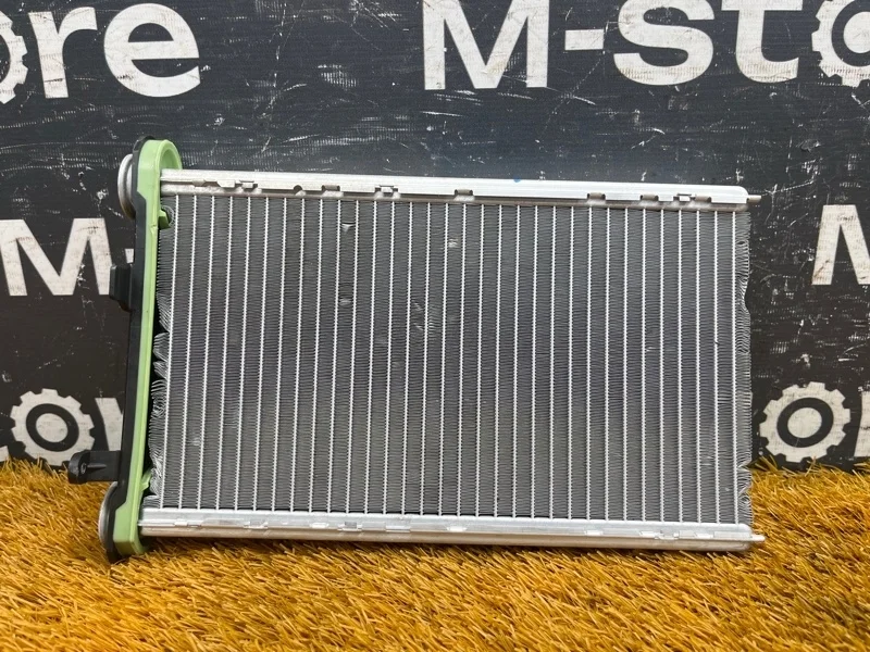 Радиатор печки Mercedes-Benz C-Class 2014 A0998300061 W205 274.920