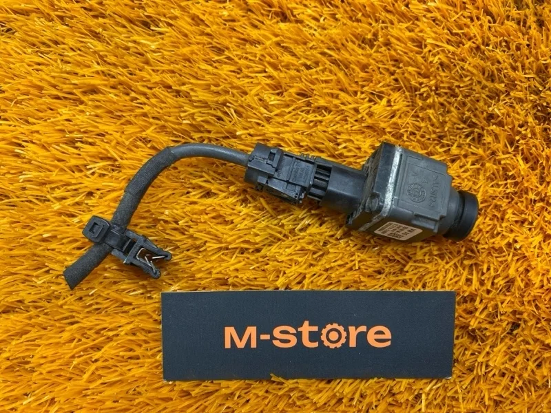 Камера переднего вида Audi Q7 2015 5Q0980546A 4M CYR