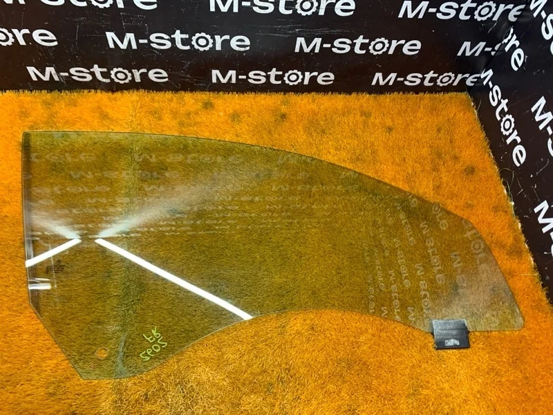 Стекло боковое BMW 6-Series 2006 51337009710 E63 N52B30A, переднее правое