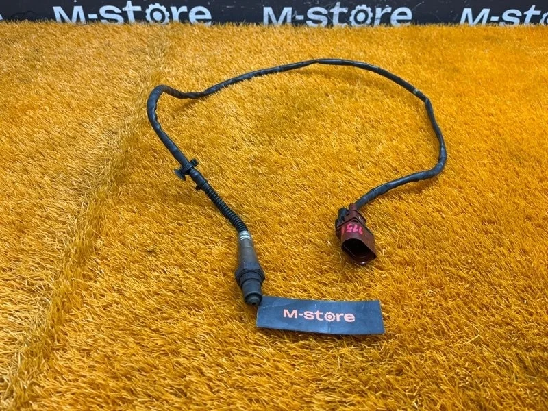 Датчик кислорода Audi Q7 2008 079906262F 4LB BAR