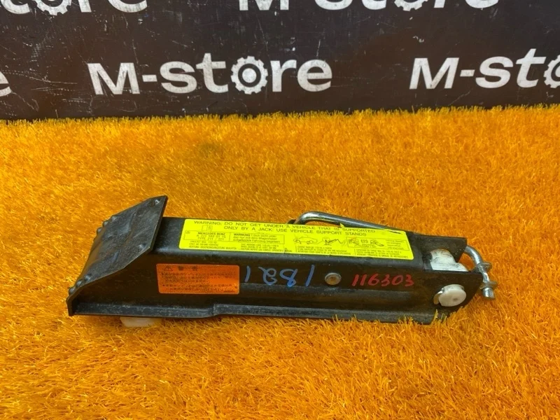 Домкрат Mercedes-Benz S-Class 2008 A2215830115 W221 273.961