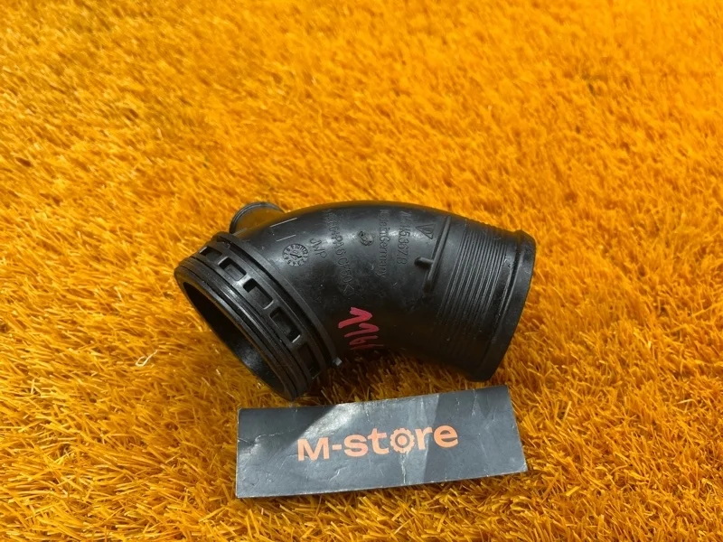 Патрубок интеркулера Porsche Cayenne 2007 7L5145367B 957 M4851, левый