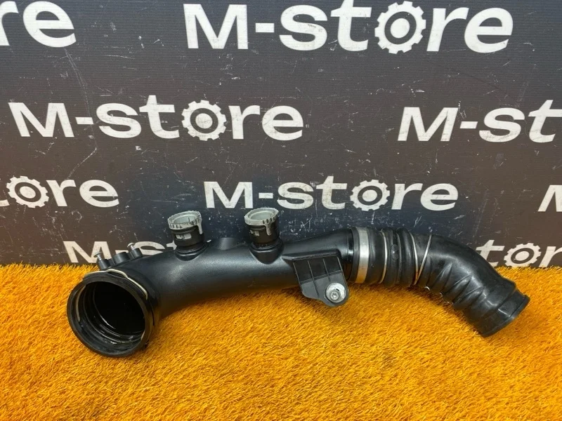 Патрубок интеркулера BMW 3-Series 2007 11657556554 E92 N54B30A