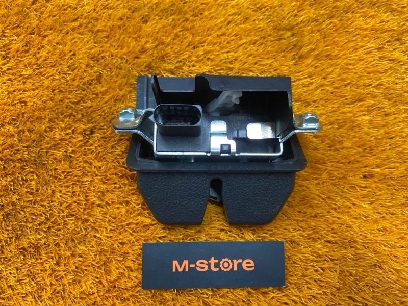 Замок багажника Volkswagen Sharan 2011 7P0827505G 7N CAV