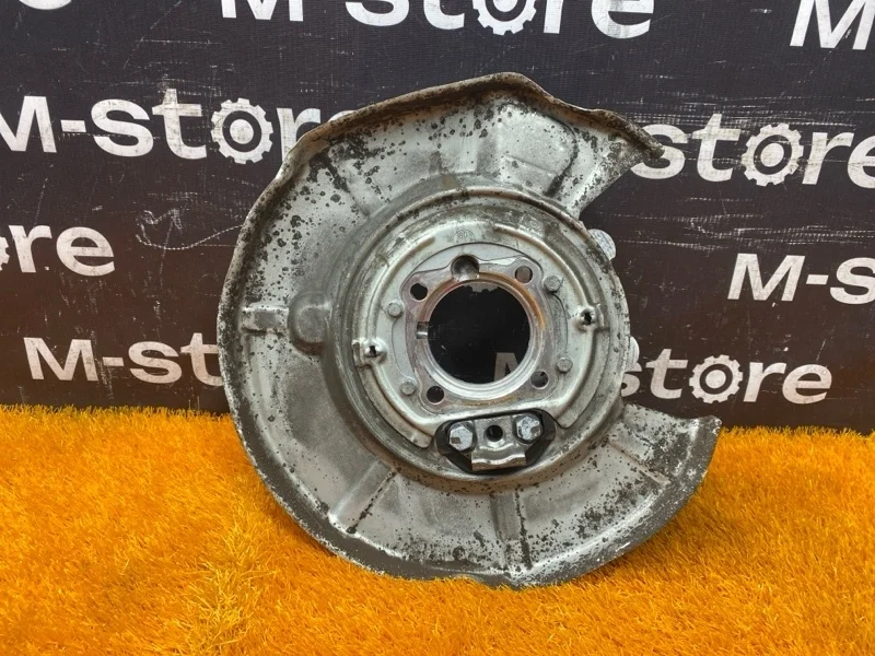 Кулак поворотный Bmw 6-Series 2006 33326775080 E63 N52B30A, задний правый