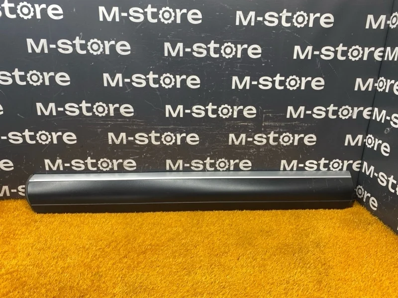 Молдинг на дверь Porsche Cayenne 2007 7L5837787 957 M4801, передний левый