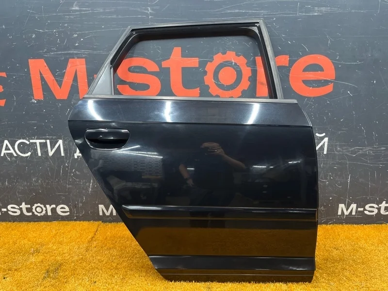 Дверь Audi A3 2010 8P4833052A 8P CAXC, задняя правая
