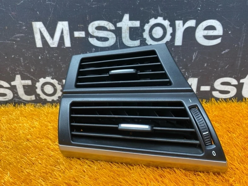 Дефлектор воздушный BMW X5 2010 9227767 E70 N55B30A, передний левый