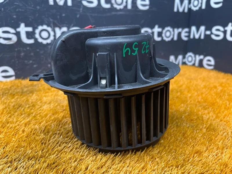 Мотор печки Volkswagen Sharan 2011 7H0819021A 7N CAV