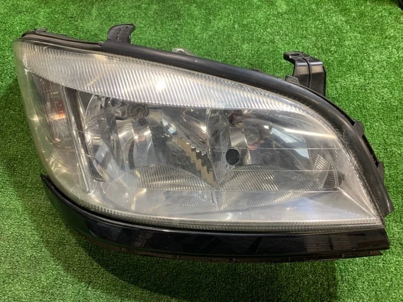 Фара правая Opel Zafira 2006