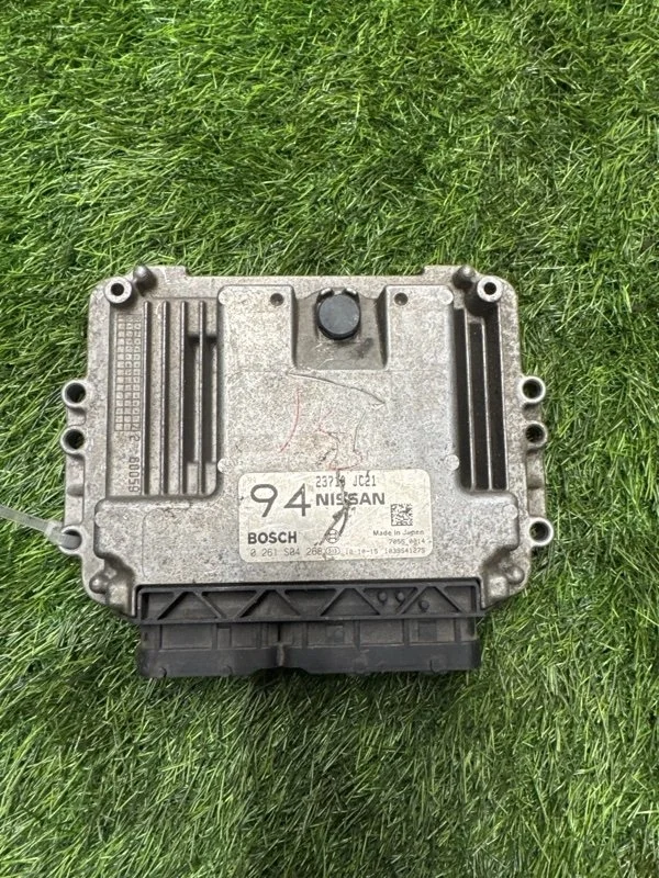 Блок управления двигателем Nissan X-Trail QR25DE J32 QR25DE