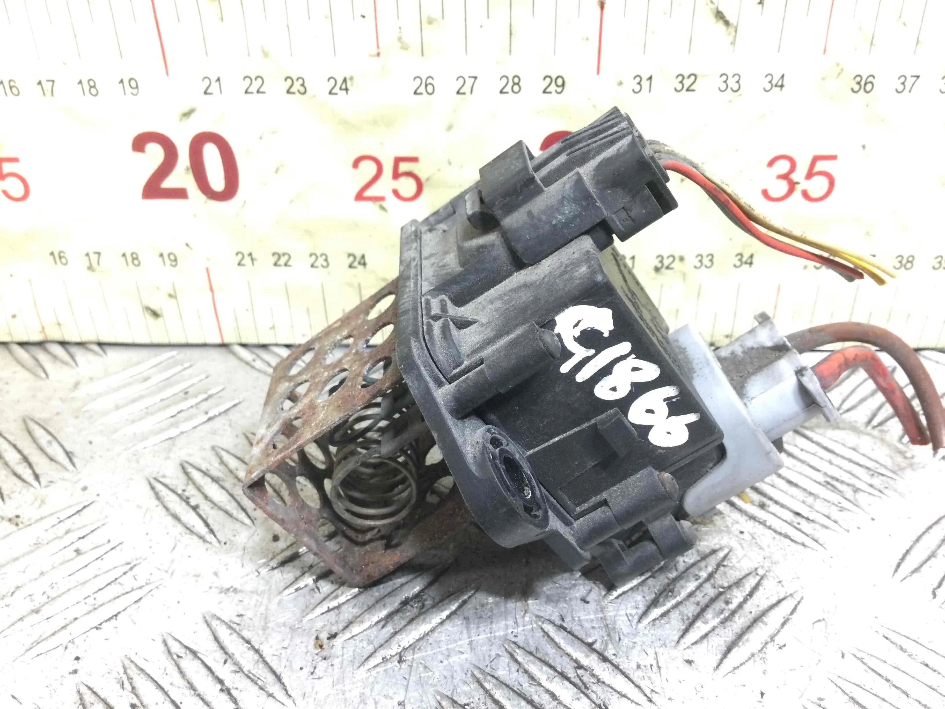 Реле вентилятора Citroen C4 1 поколение 2004 - 2008 дизель 1.6 HDi Механика Х/б