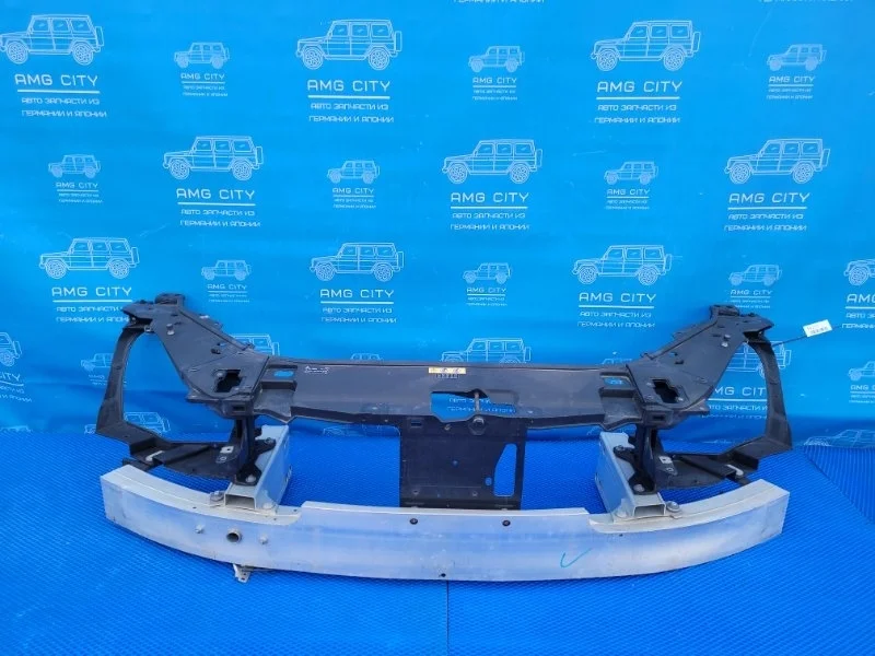 Передняя панель телевизора передняя Mercedes-Benz