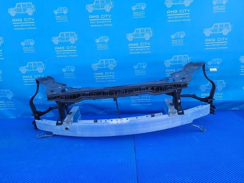 Передняя панель телевизора Mercedes-Benz CLS-class