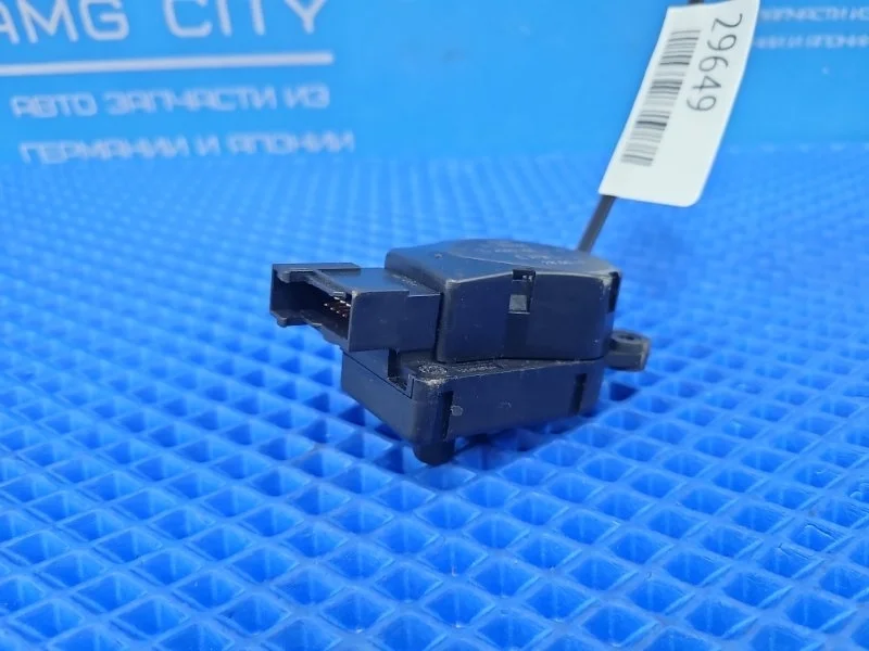 Сервопривод заслонок печки Mercedes-Benz E-class