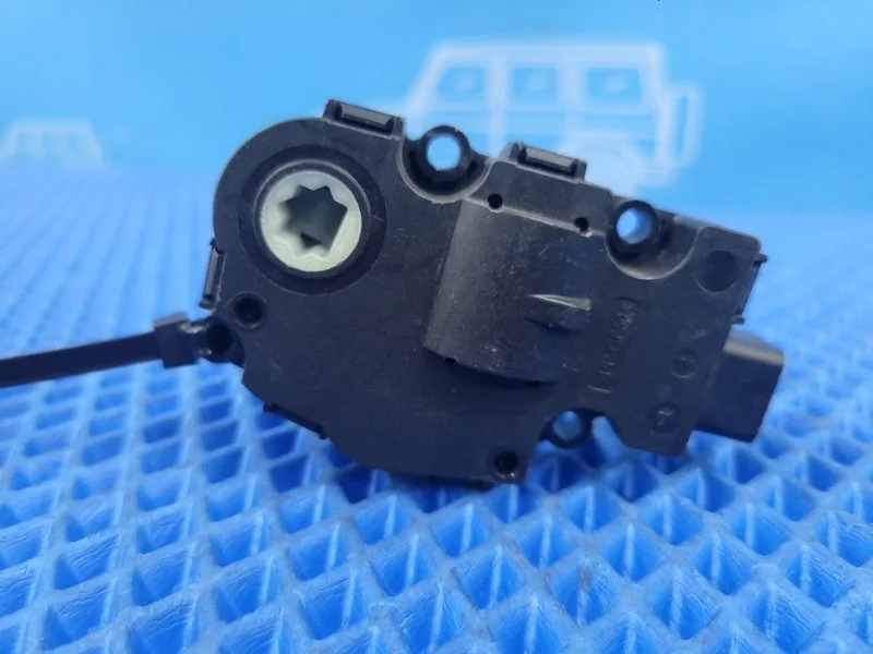 Сервопривод заслонок печки Mercedes-Benz M-class