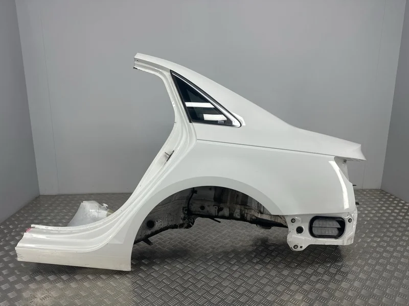 Крыло Audi A4 B9