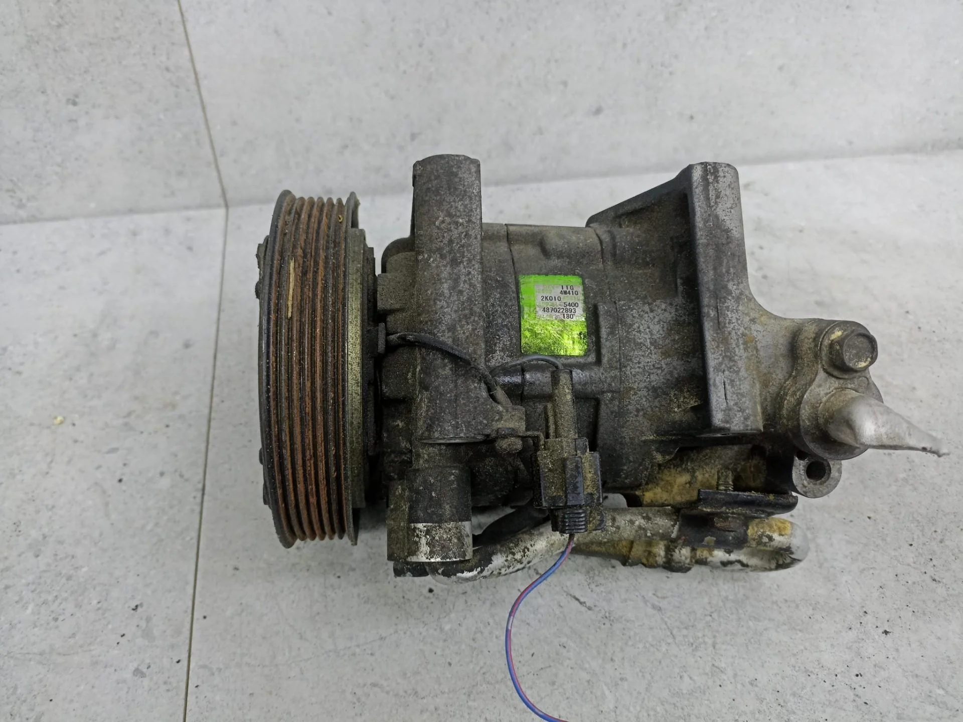 Компрессор кондиционера Nissan Primera P12