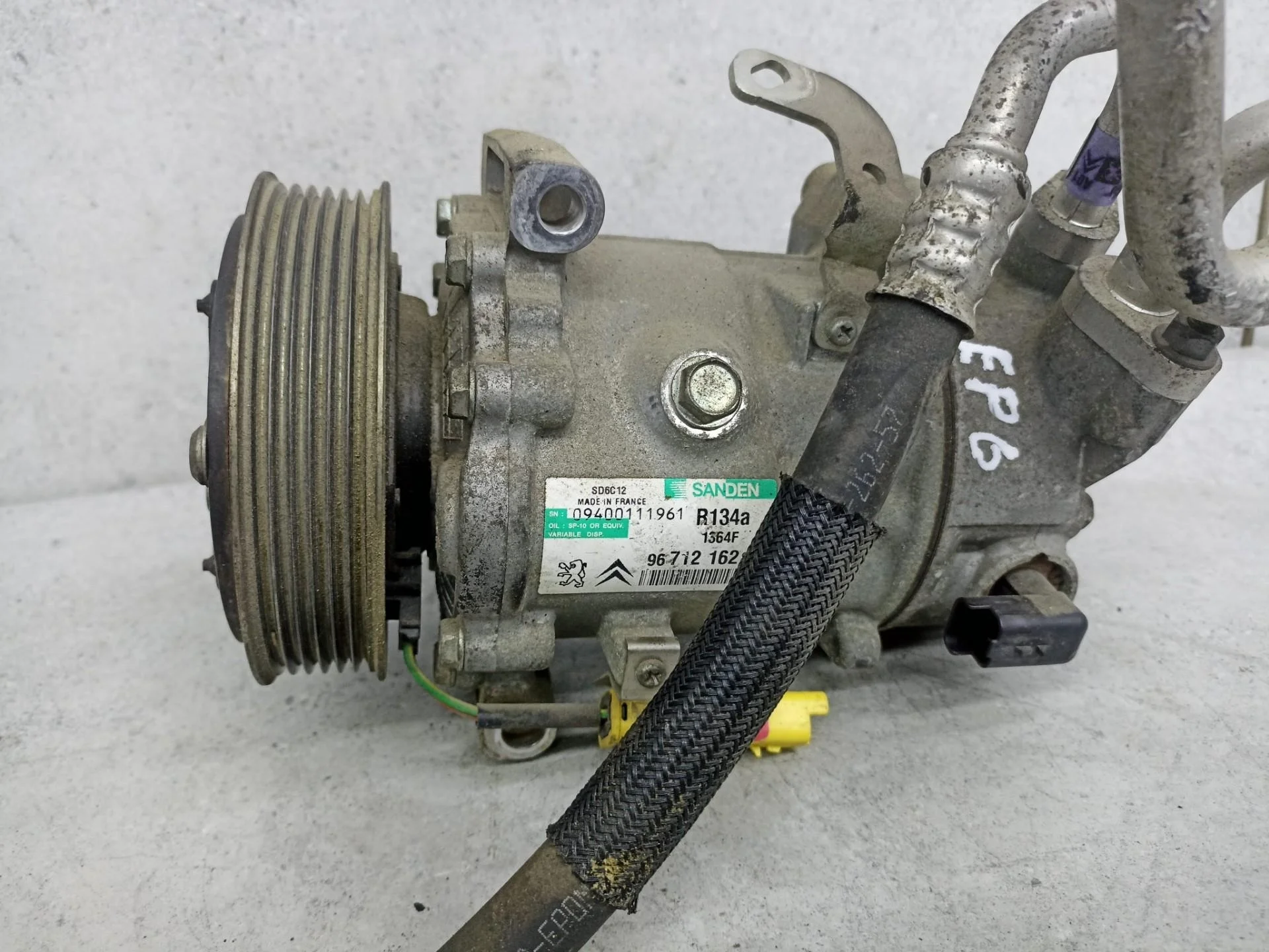 Компрессор кондиционера Peugeot 308 2009