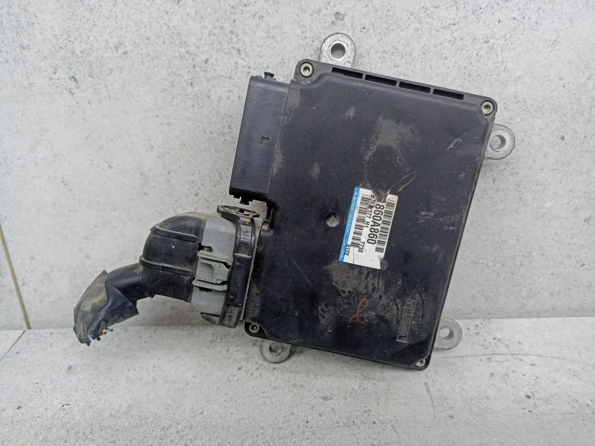 Блок управления двигателем Mitsubishi Lancer 10