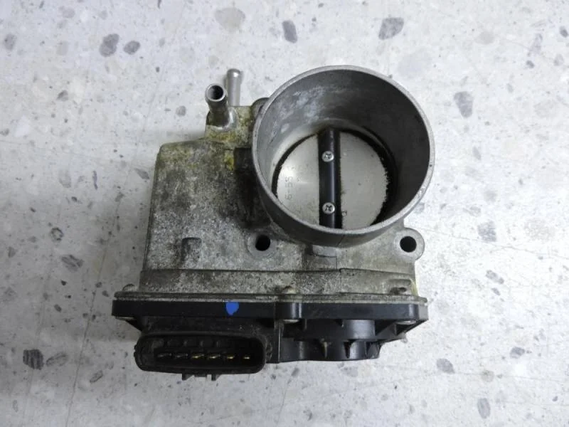 Заслонка дроссельная электрическая Toyota Corolla E150 2006-2013