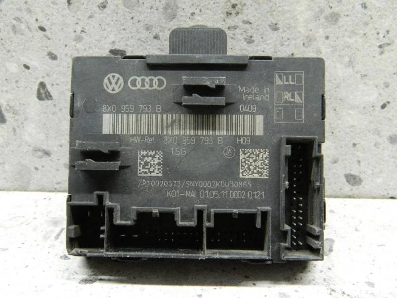 Блок комфорта Audi A1 (8X) 2010>