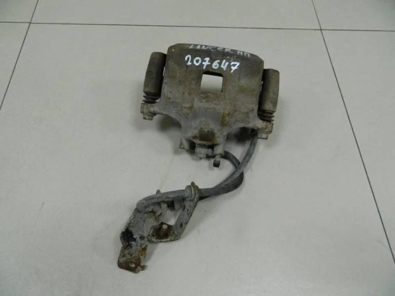 Суппорт передний правый Mitsubishi Lancer X (CX, CY)  2007>