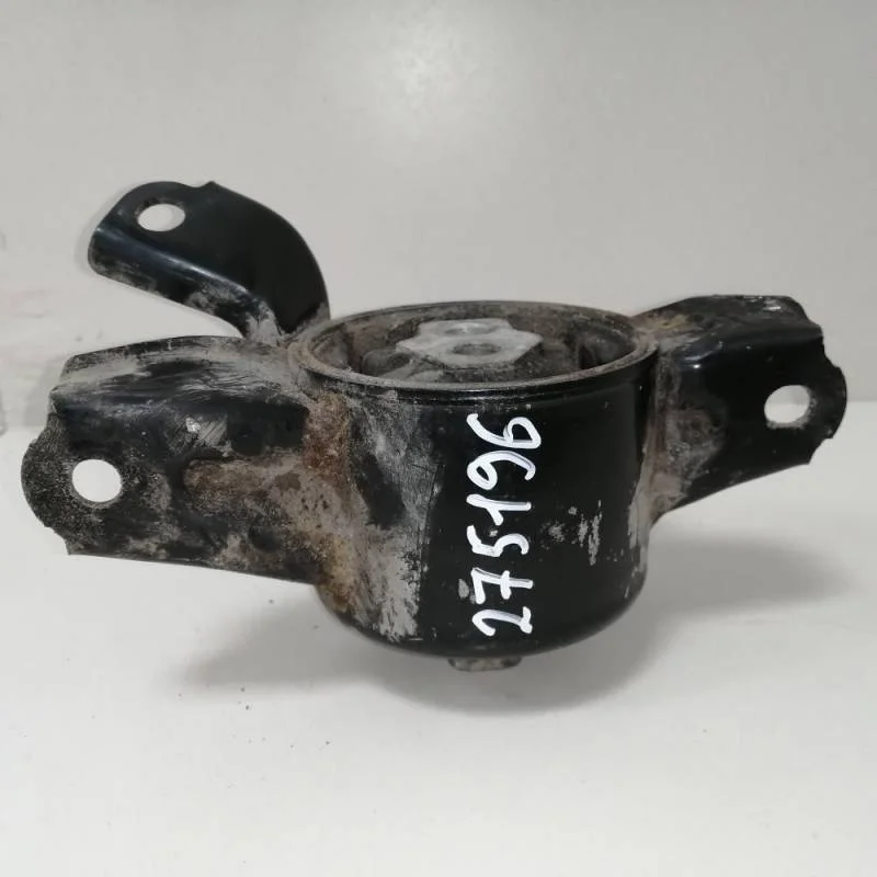 Опора КПП левая Hyundai Solaris 2010-2017