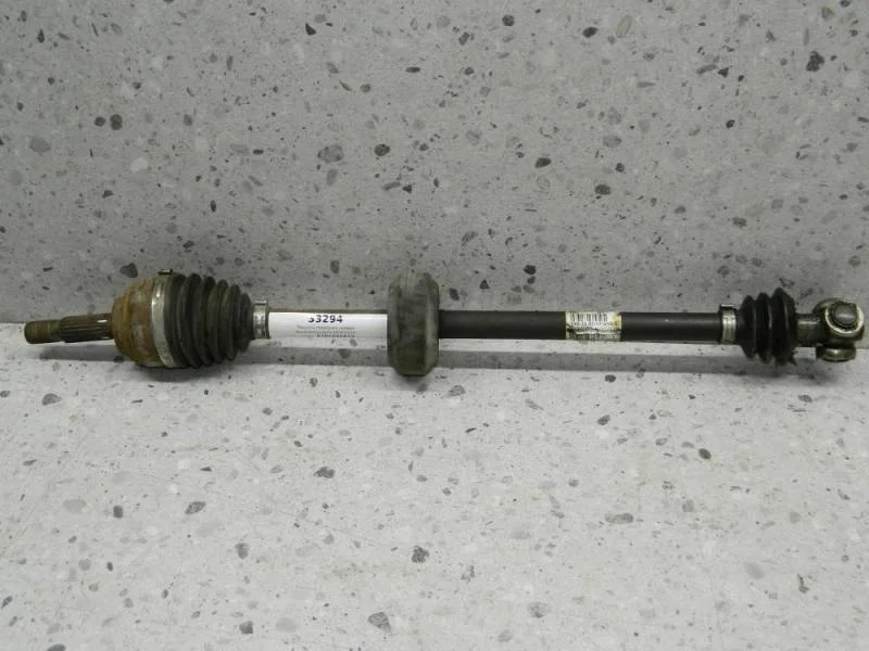 Полуось передняя правая Renault Sandero 2009-2014