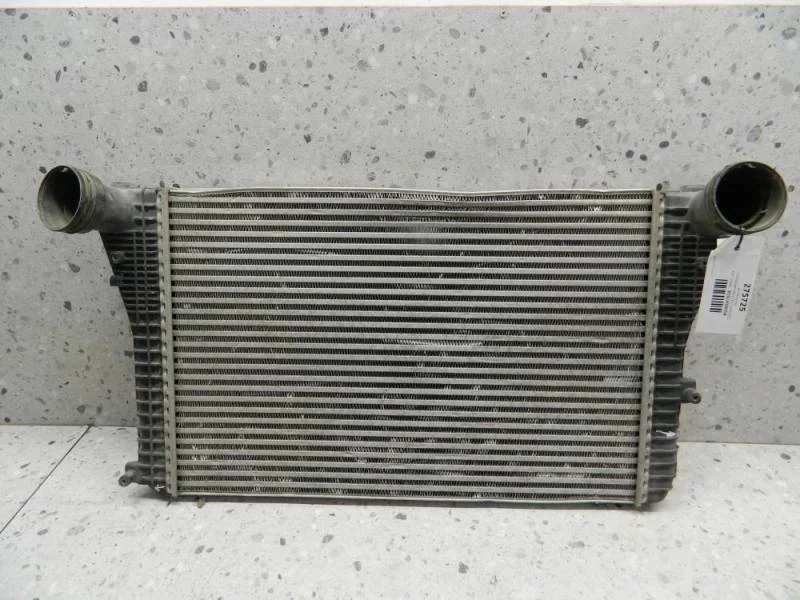 Интеркулер Volkswagen Jetta (1K) 2006-2011