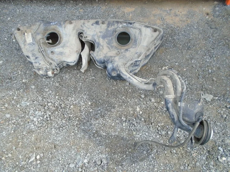 Бак топливный Mercedes-Benz C-Class (W204) 2007-2014