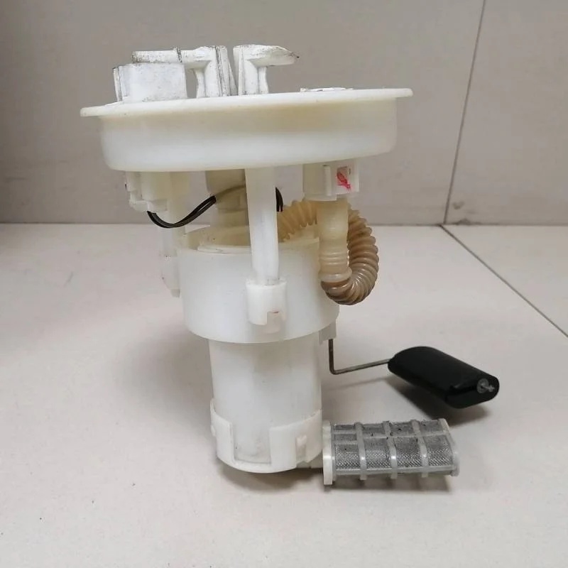 Насос топливный электрический Kia Cerato (LD) 2004-2008