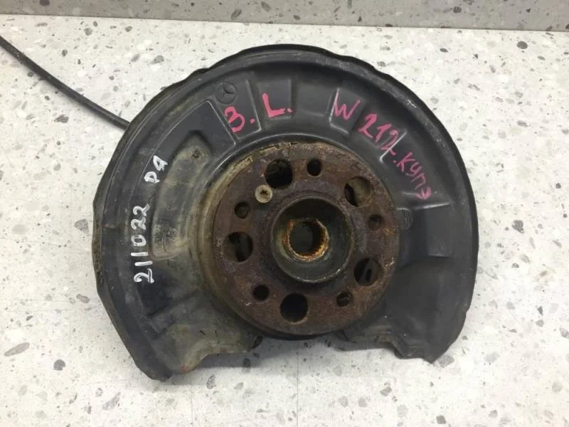 Кулак поворотный задний левый Mercedes-Benz E-Class (W212) 2009-2016