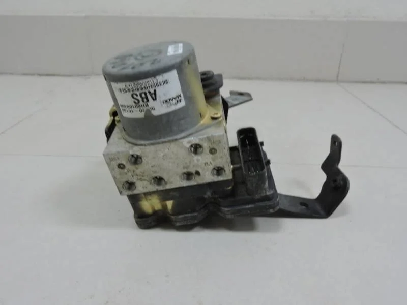 Блок ABS (насос) Kia Rio 2 (JB) 2005-2011