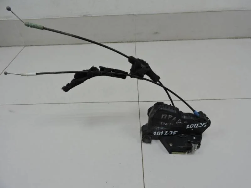 Замок двери передней правой Toyota Rav 4 (A30) 2006-2013