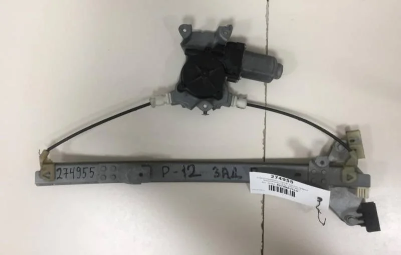 Стеклоподъемник электр. задний правый Nissan Primera (P12) 2002-2007