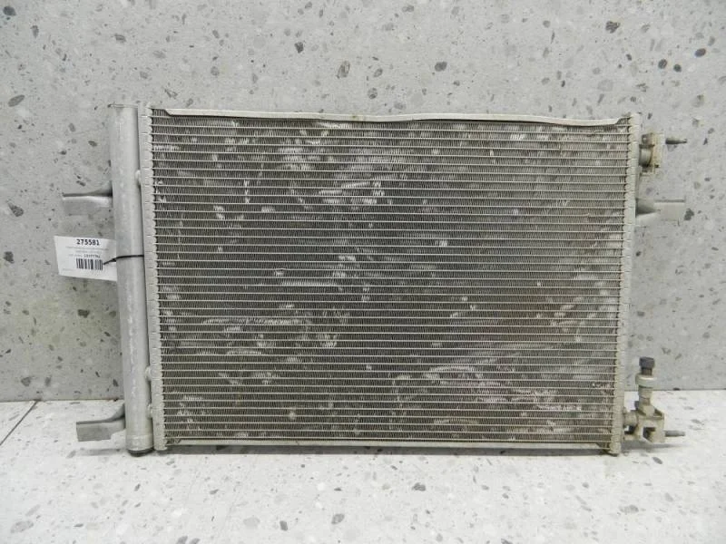 Радиатор кондиционера (конденсер) Opel Astra J 2010-2017