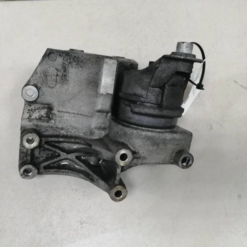 Кронштейн ролика-натяжителя руч. ремня Kia Sorento (BL, JC) 2002-2009