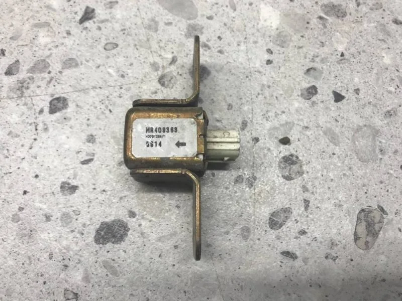 Датчик AIR BAG Mitsubishi Pajero/Montero 2 (V1, V2, V3, V4) 1991-1996