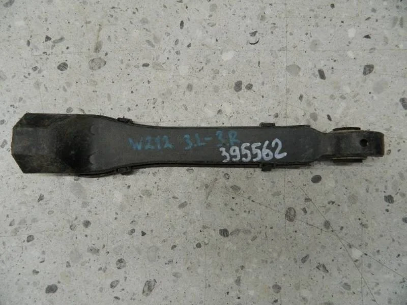 Рычаг задний нижний левый Mercedes-Benz C-Class (W204) 2007-2014