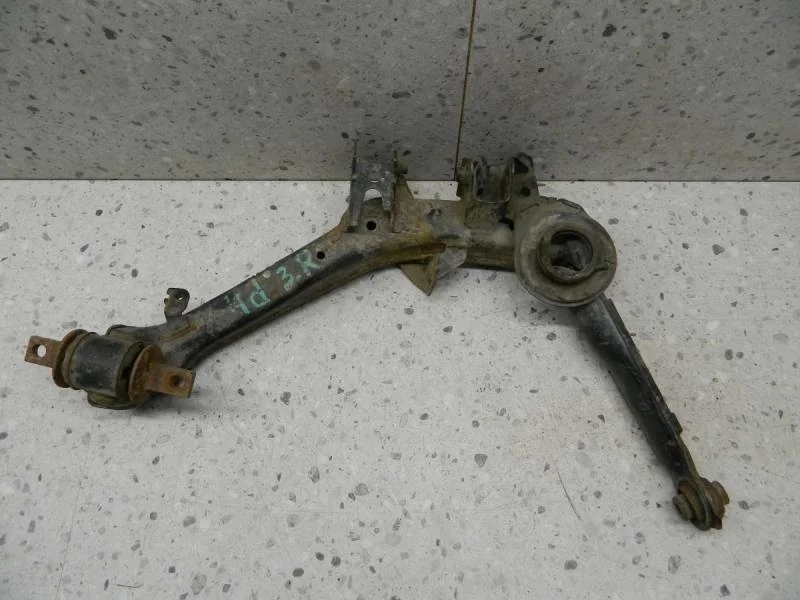 Рычаг задний нижний правый Honda Civic 4D 2006-2012