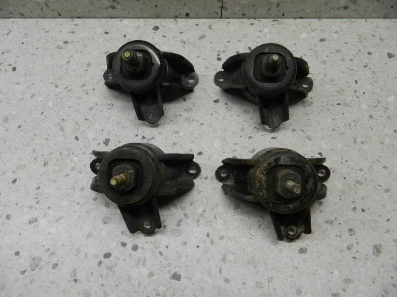 Опора двигателя правая Hyundai Solaris 2010-2017