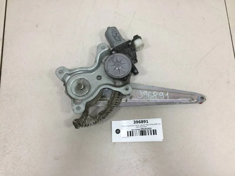 Стеклоподъемник электр. задний левый Mitsubishi L200 (KB) 2006-2016