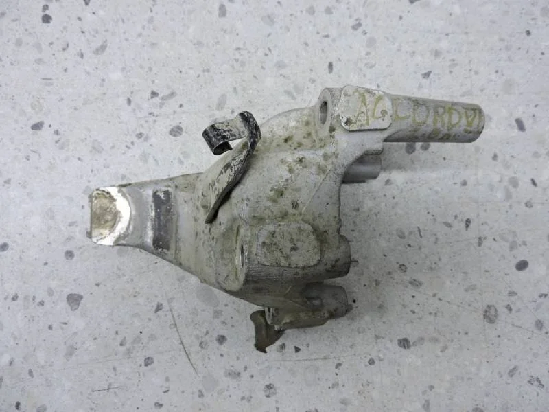 Кронштейн двигателя задний Honda Accord 7 (CL, CM, CN) 2003-2008