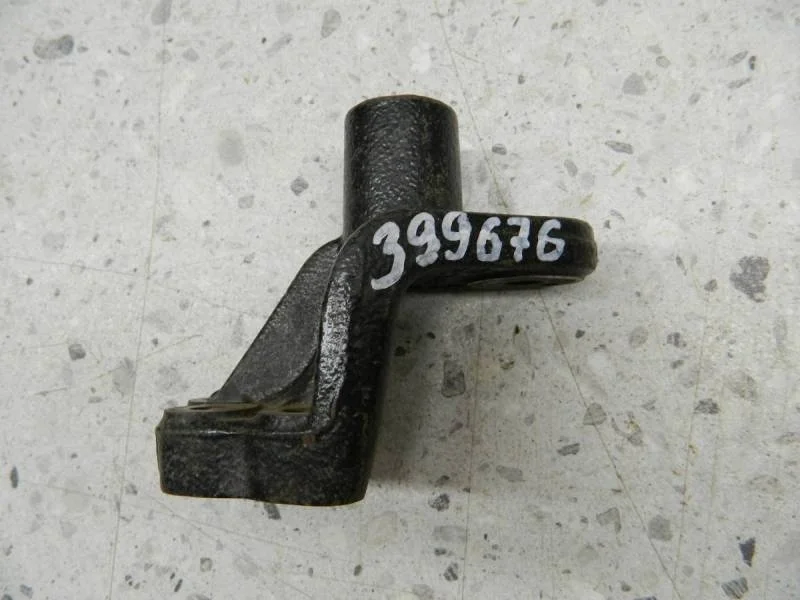 Кронштейн двигателя правый Hyundai Solaris 2010-2017