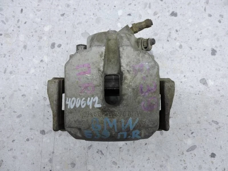 Суппорт передний правый BMW 5-series E39 1995-2003